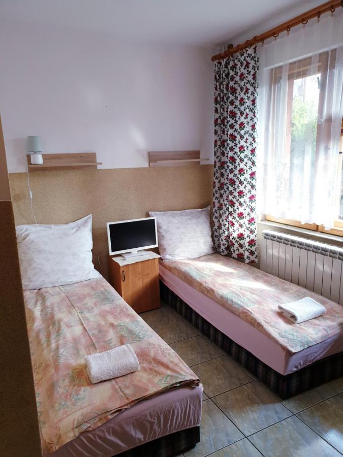 Dom Wczasowy Goral Wegierska Gorka Bagian luar foto